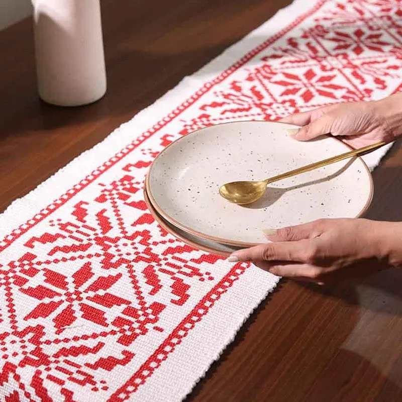 Volyra Handloom Tasseled Cotton Table Runner media 6