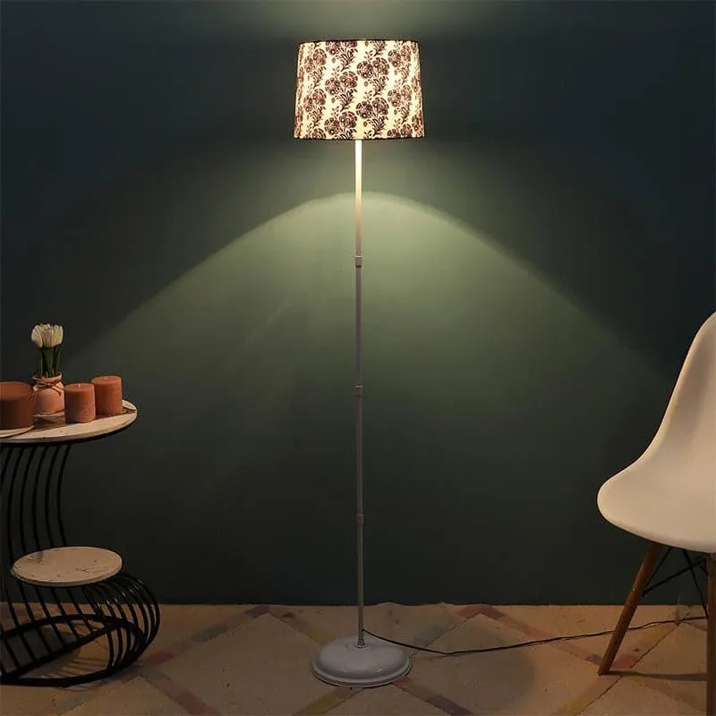 Filigree Helene Floor Lamp media 4