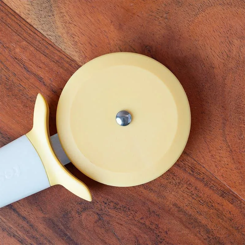 Liva Pizza Cutter media 4