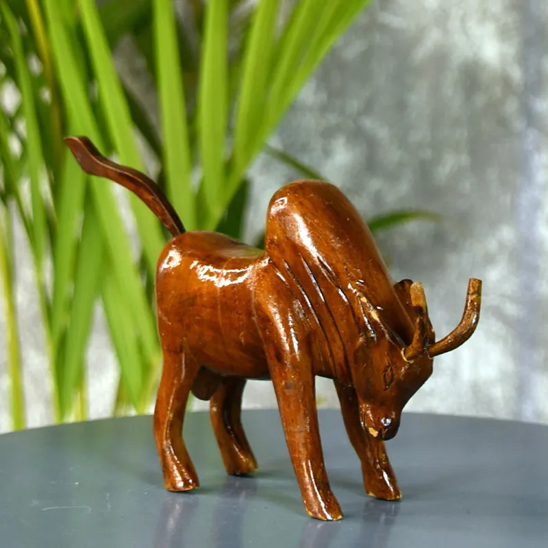 Timber Taurus Wood Showpiece media 1