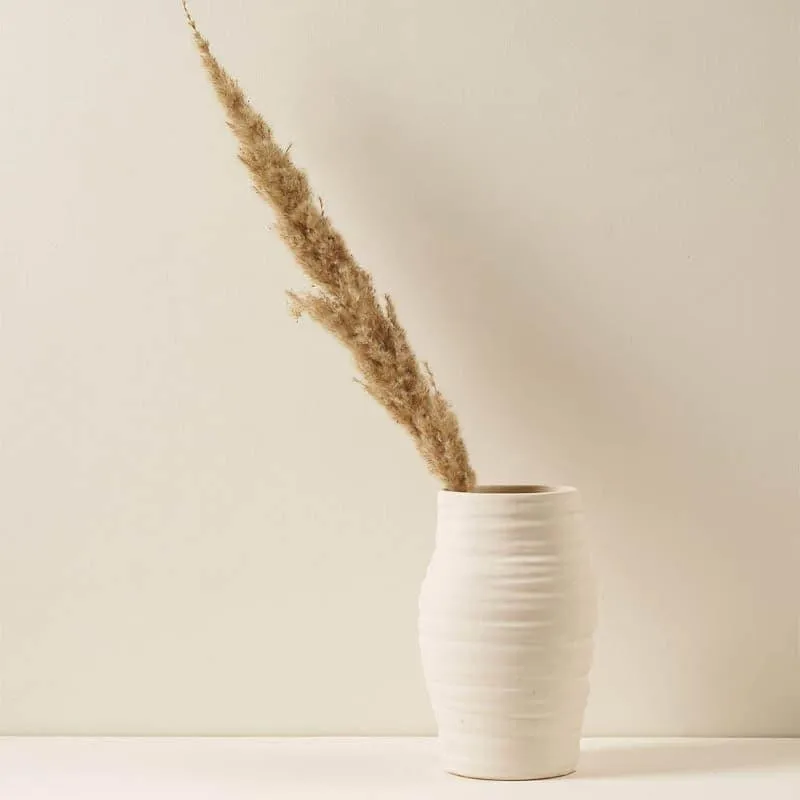 White Soul Vase media 3