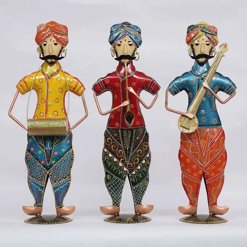 Music Tribe Showpiece - Set Of Three media 4