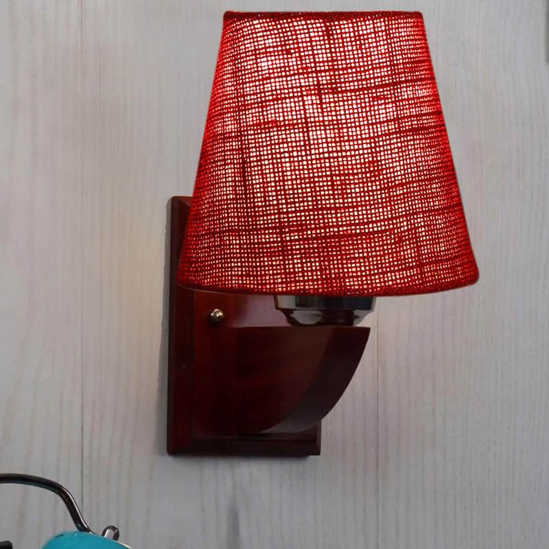 Berry Conical Wooden Wall Lamp
