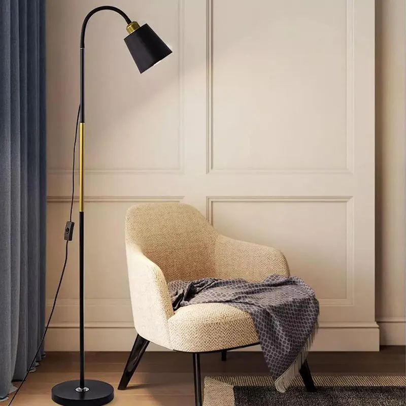 Illumicurve Metal Floor Lamp - Black media 3