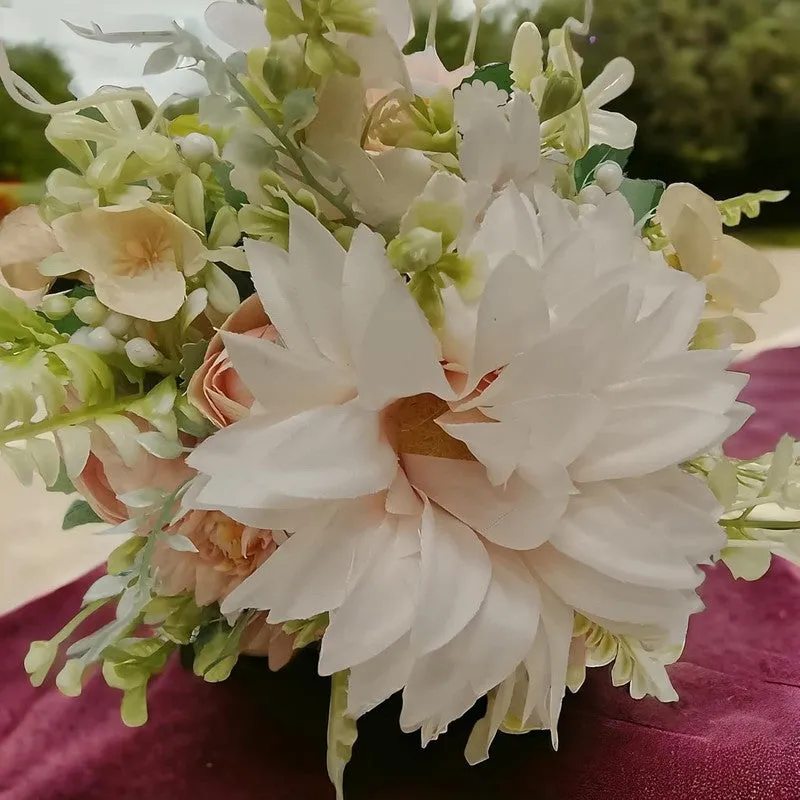 Rosellea Artificial Flowers Bunch media 5