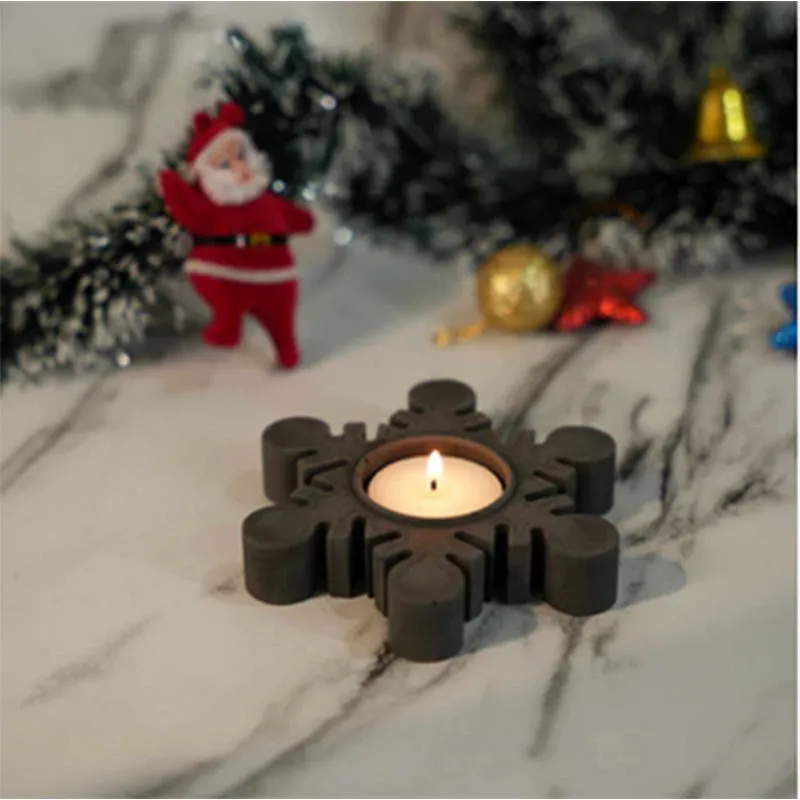 Frosty Tealight Candle Holder media 1
