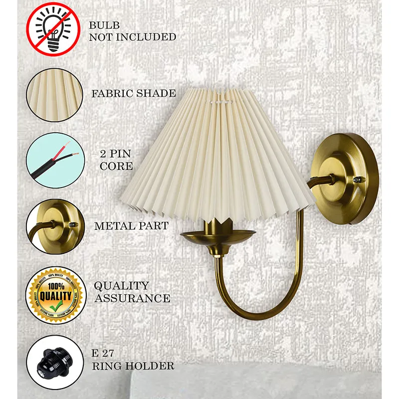 French Pleat  Shade Fabric & Metal Wall Lamp - Gold & Ivory media 4