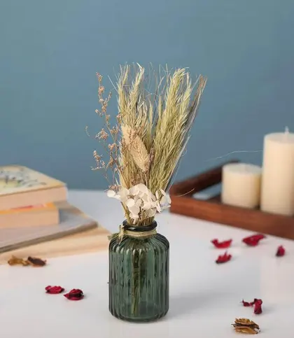 Glass · Dried Flowers & Leaves