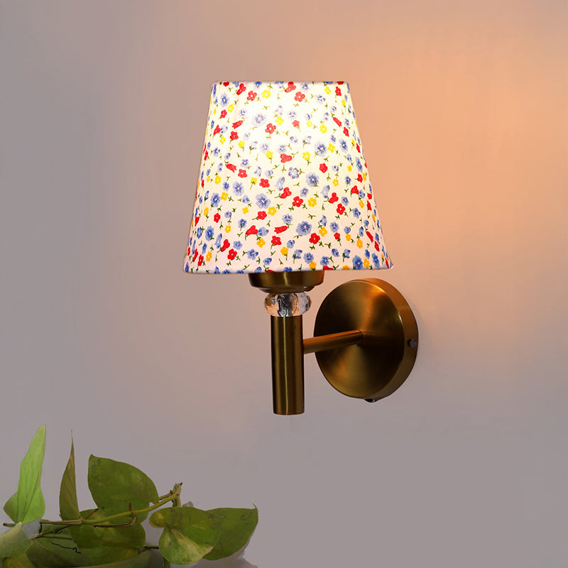 Tiny Fleur Steel & Cotton Wall Lamp