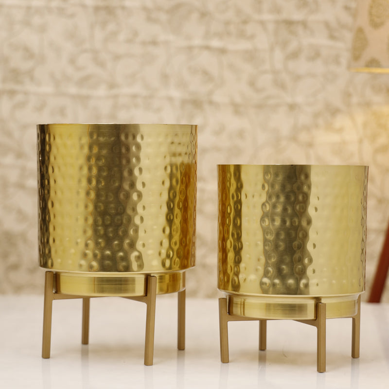 Vida Ember Hammered Planter (Gold) - Set Of Two media 5