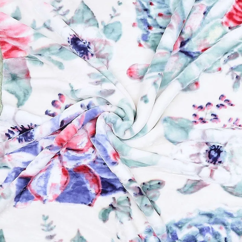 Monte Carlo Floral Serenity Throw Blanket - 852 GSM media 4
