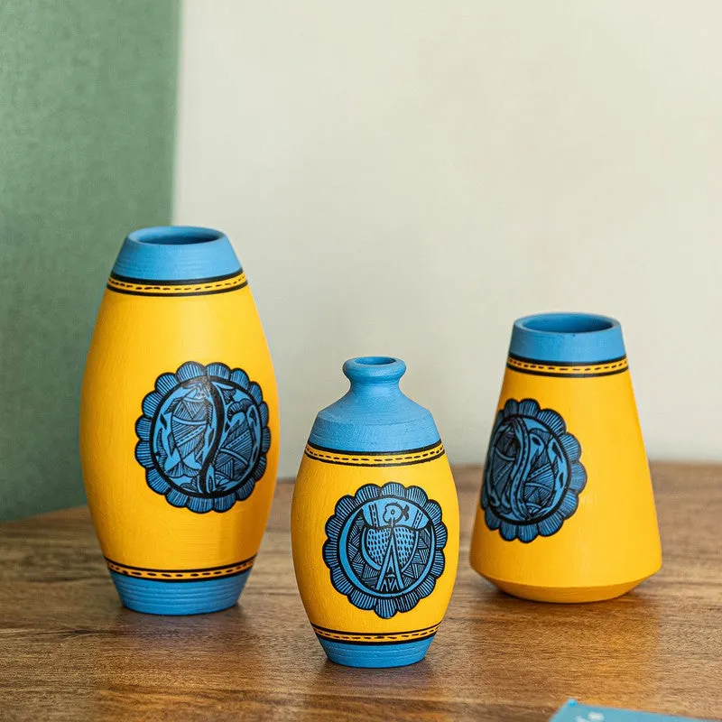 Madhubani Tales Vases - Set of 3 media 1