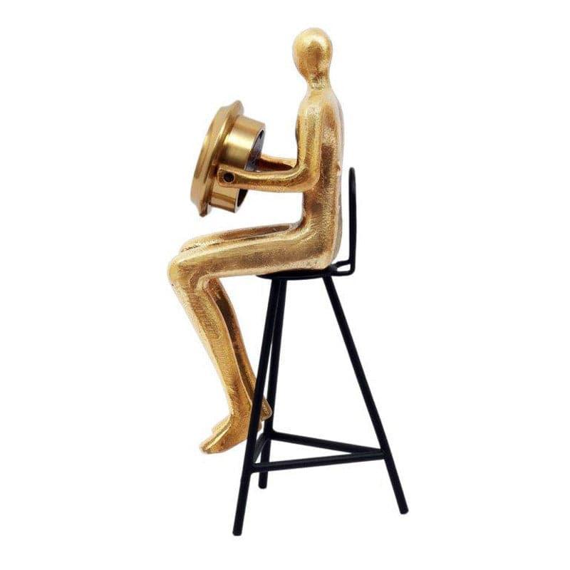 Character Table Clock - Gold media 6