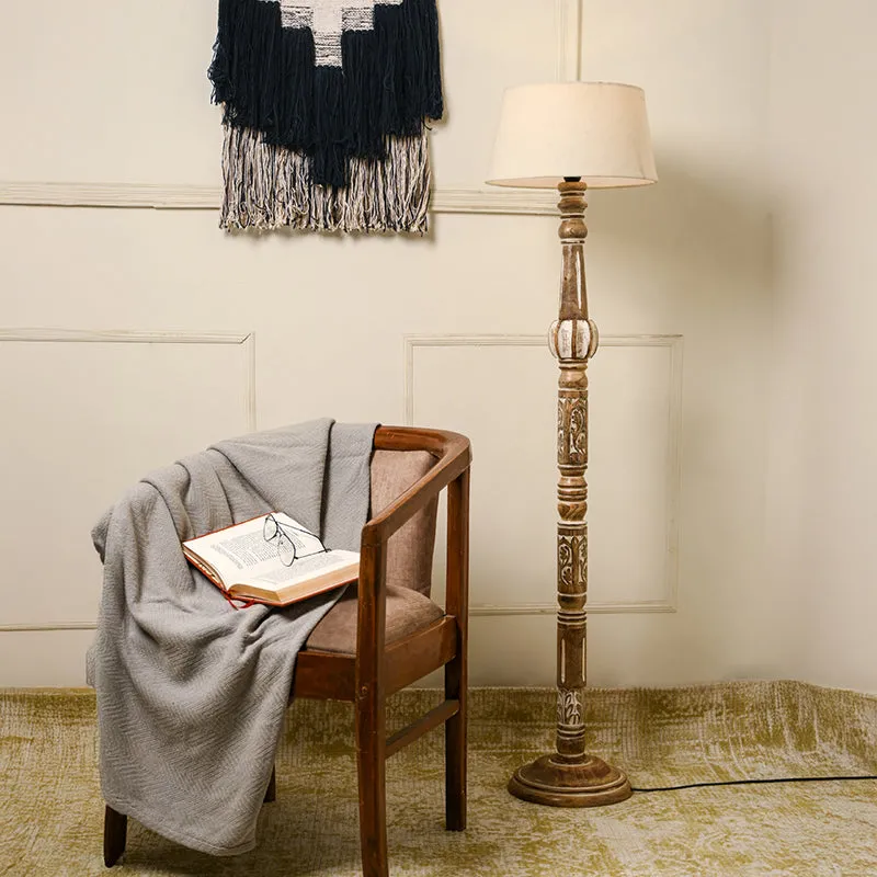 Arka Prism Crema Floor Lamp media 2