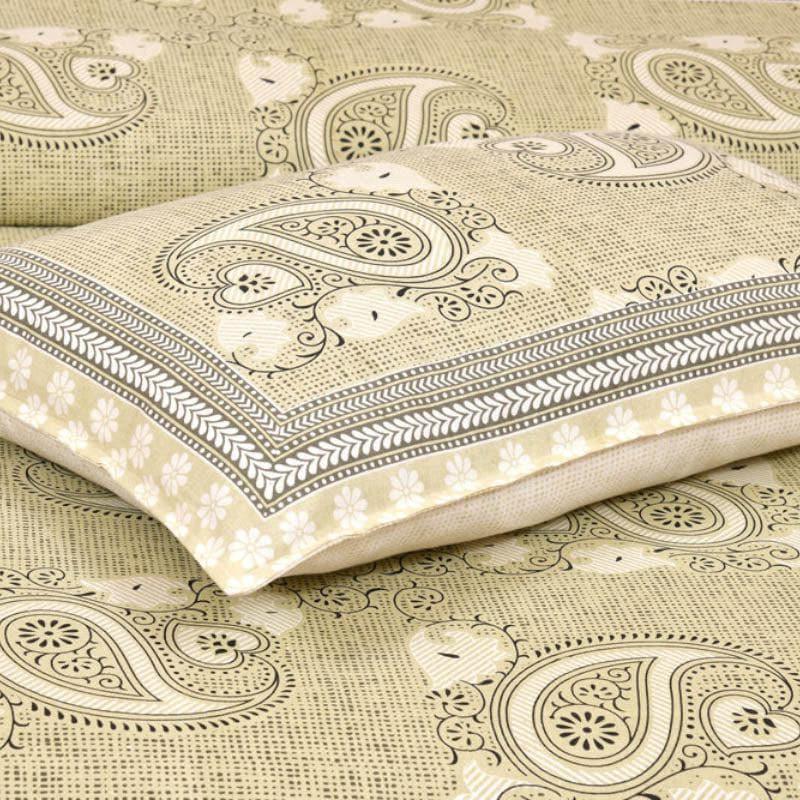 Petals & Paisleys Cotton Bedsheet (Yellow) - 120 TC media 5