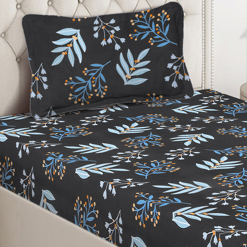 Iris Isle Floral Bedsheet - 130 GSM media 4
