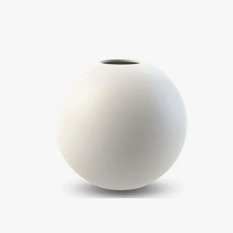 Caim Vase - White media 5