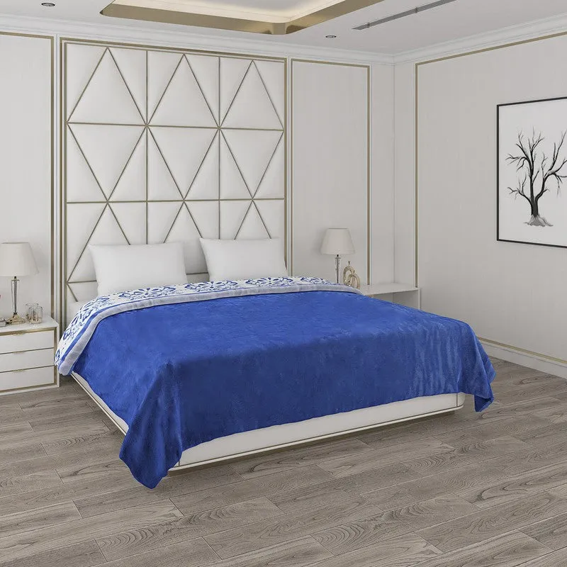 Monte Carlo Azure Dreamscape Reversible Blanket - 850 GSM media 5