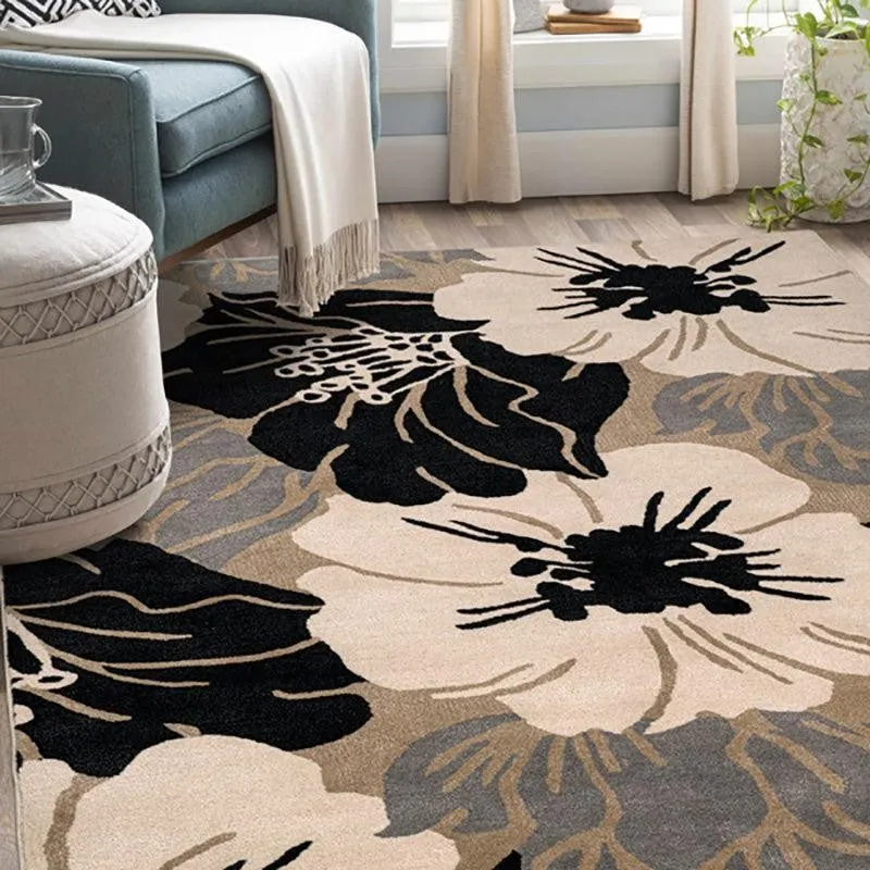 Anrion Hand Tufted Floral Wool & Nylon Carpet - Black media 3