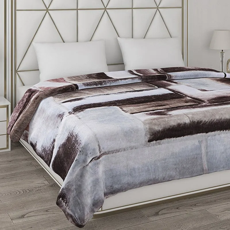Monte Carlo Abstract Harmony Blanket - 800 GSM media 4