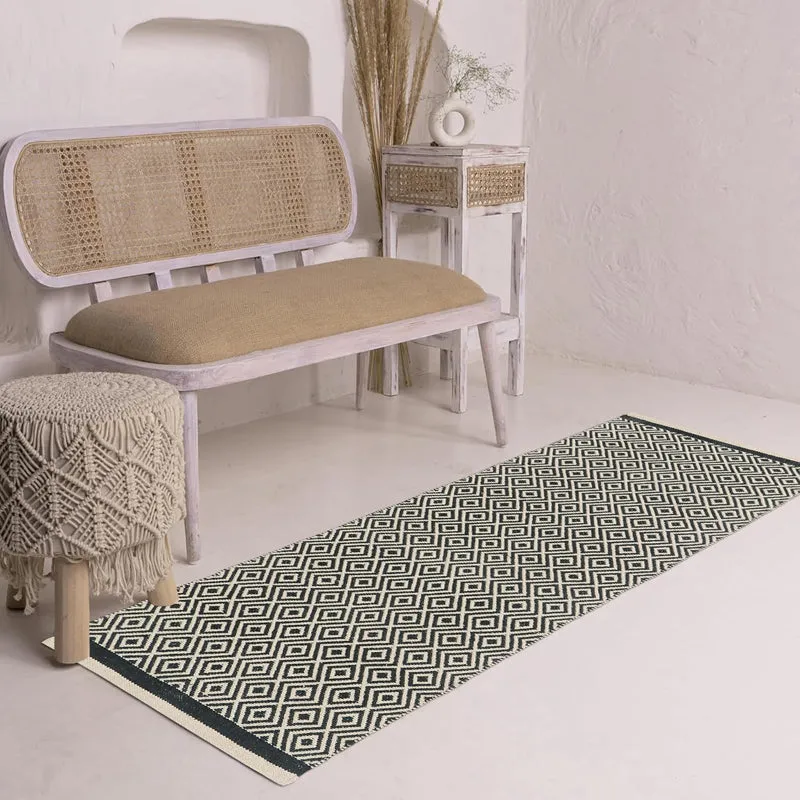 Earthica Cotton Runner Rug - Green media 3