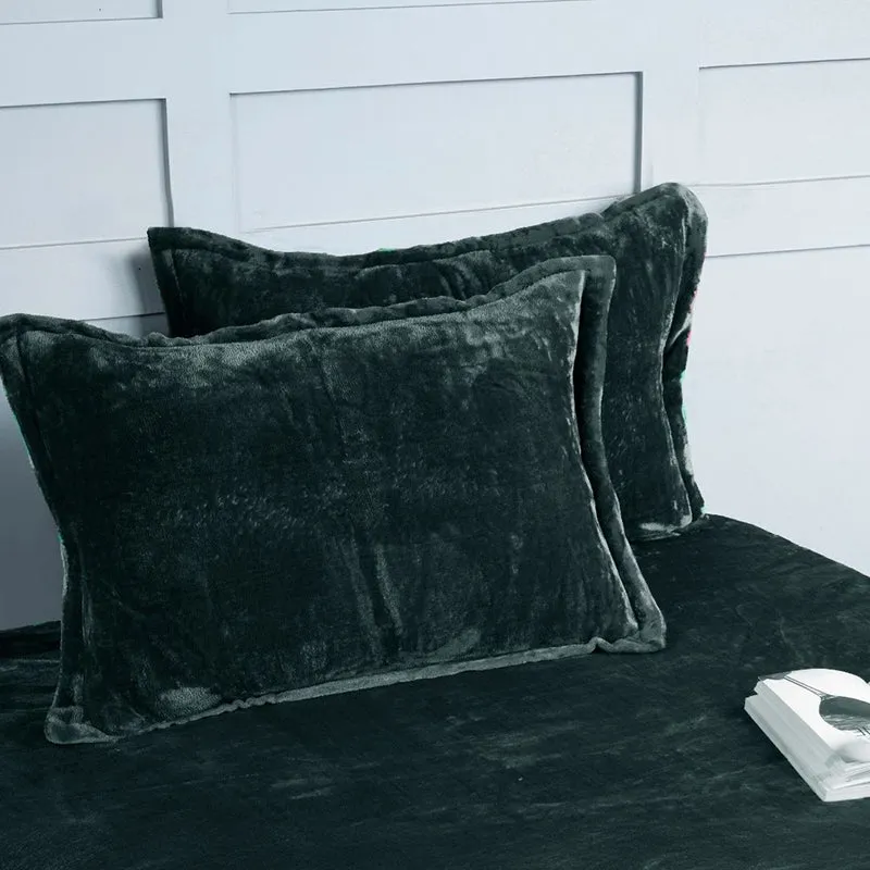 Casselle Velvet Bedsheet (Grey) - 300 GSM media 6