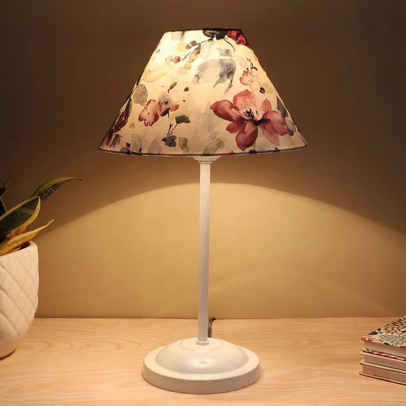 Lumikko Plane Printed Metal Table Lamp - Multicolor media 1