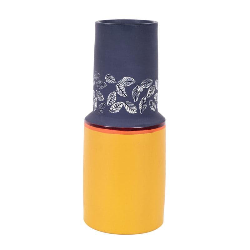 Rakesha Tribal Terracotta Vase media 3