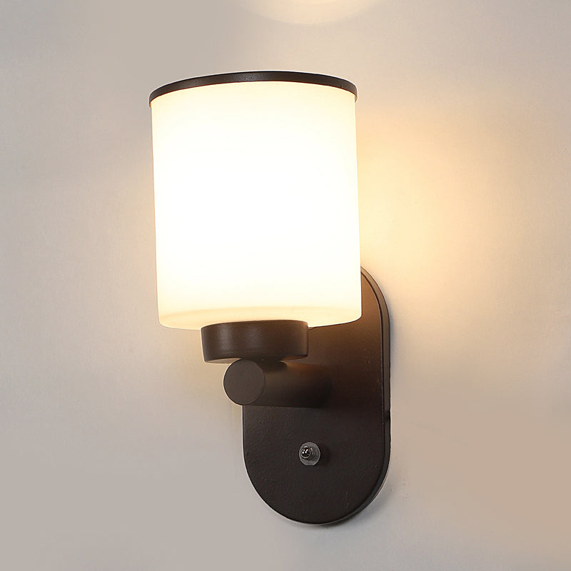 Cylla Iron Wall Lamp media 5