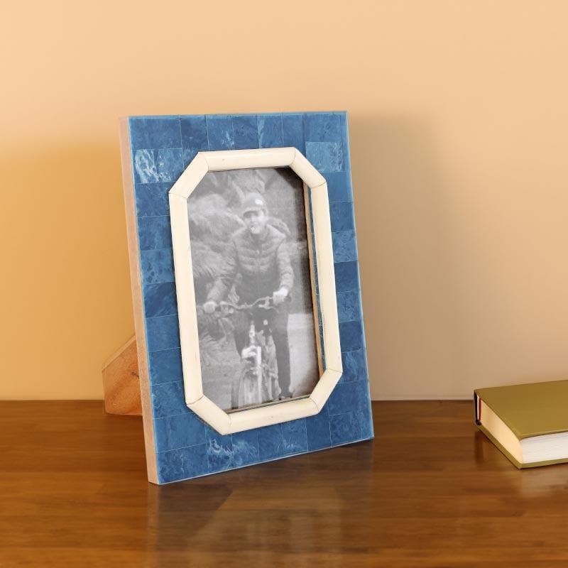 Wood · Resin