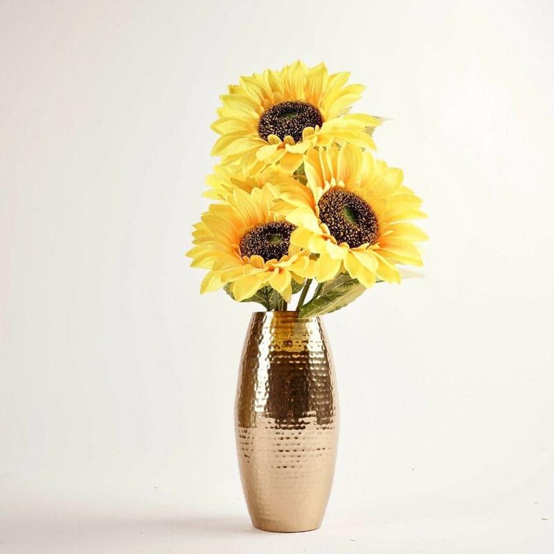 Torale Metal Vase media 6