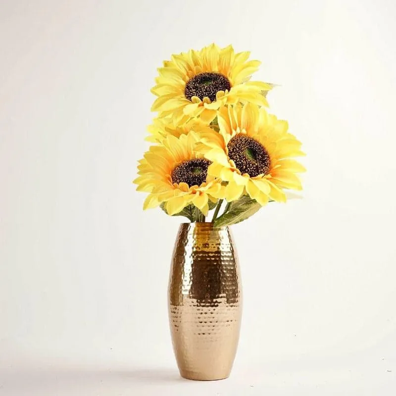 Torale Metal Vase media 6