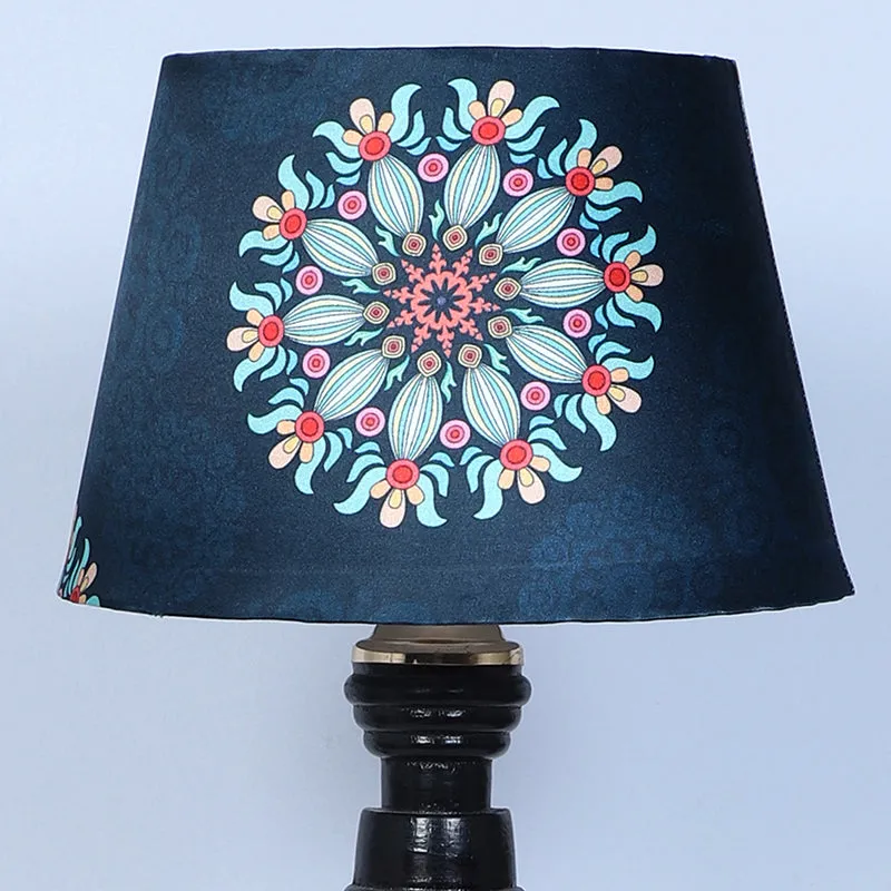 Toile Kente Printed Mango Wood Table Lamp - Multicolor media 4