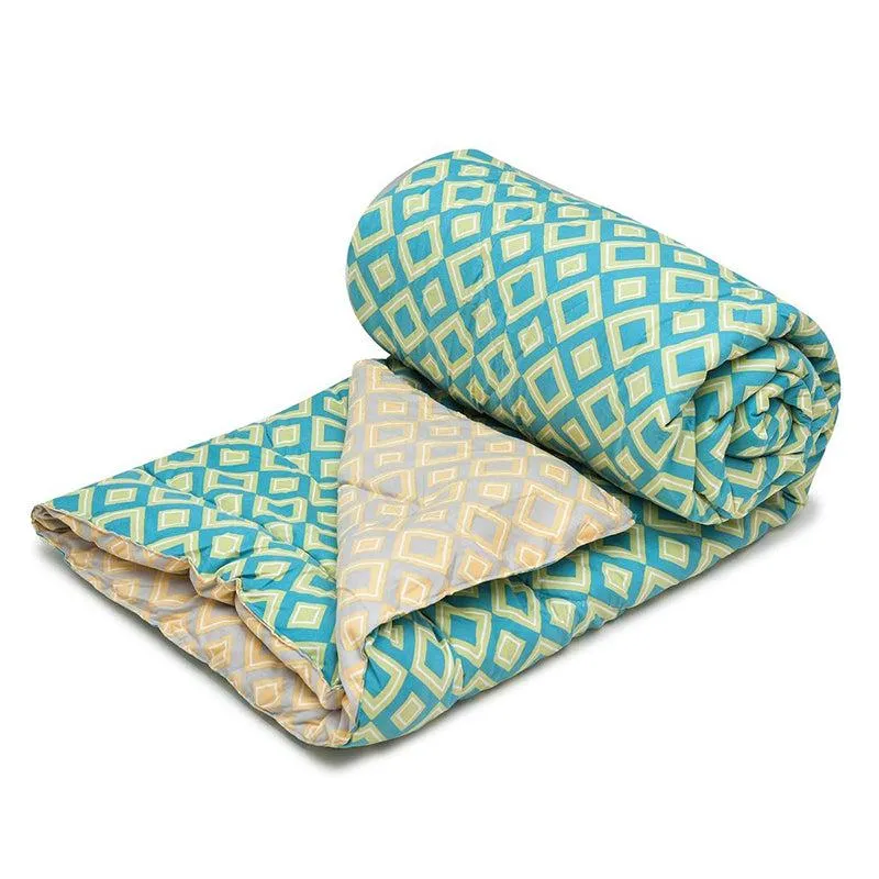Rhombus Luxe Geometric Comforter - 150 GSM media 3