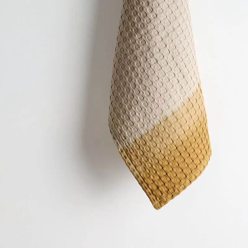 Ninon Dipdye Textured Waffle Hand Towel (Beige & Yellow Ochre) - Set Of Two media 4