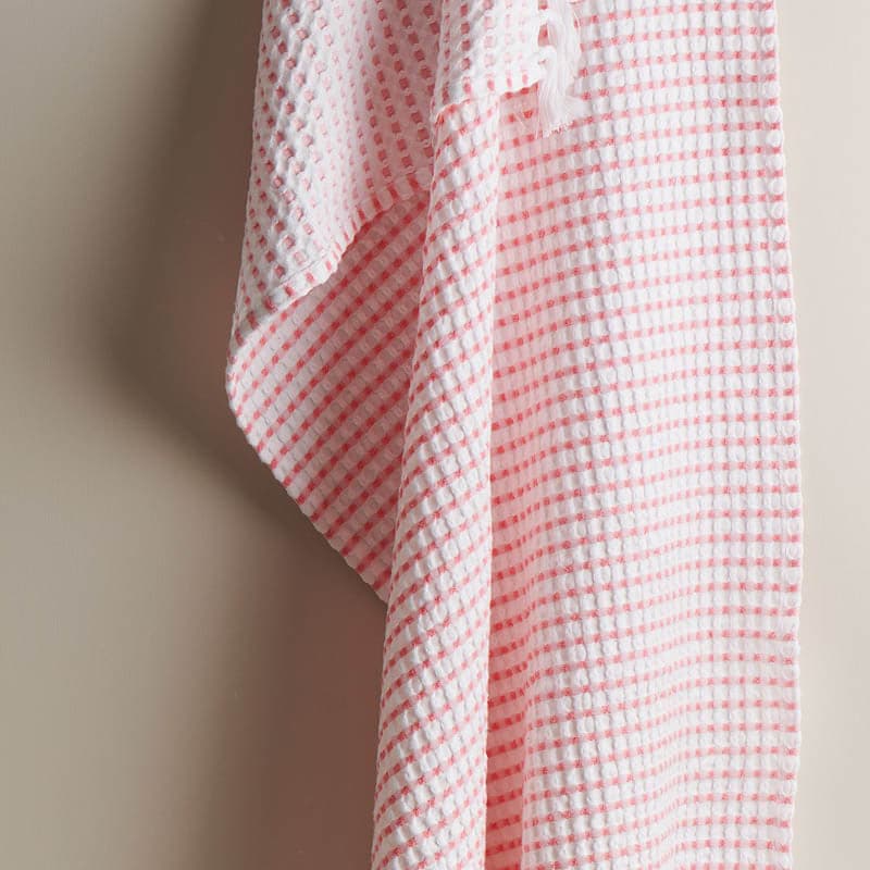 Alyss Waffle Bath Towel - Peach media 4