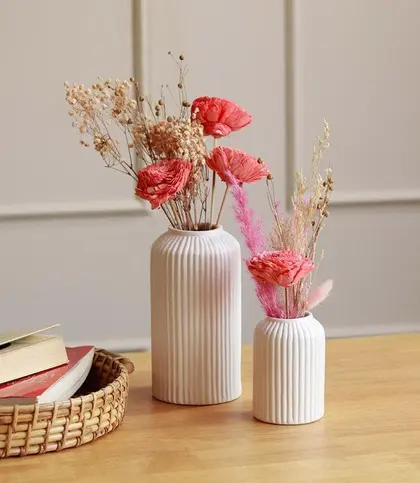 Dried Flowers & Leaves · Ceramic