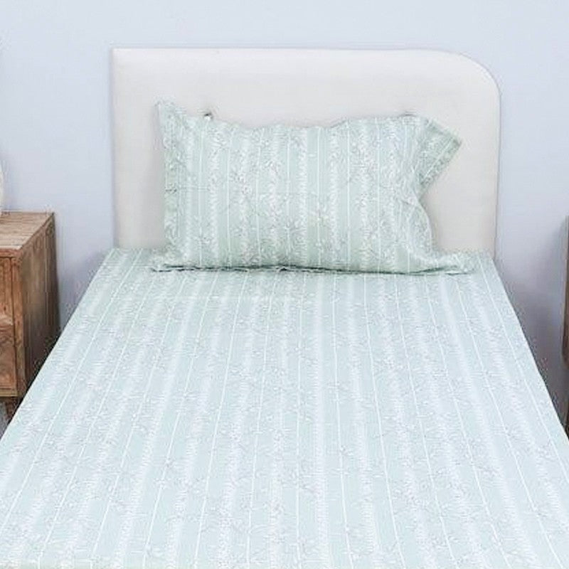 Grassy Flora Printed Cotton Bedsheet (Green) - 200 TC media 4