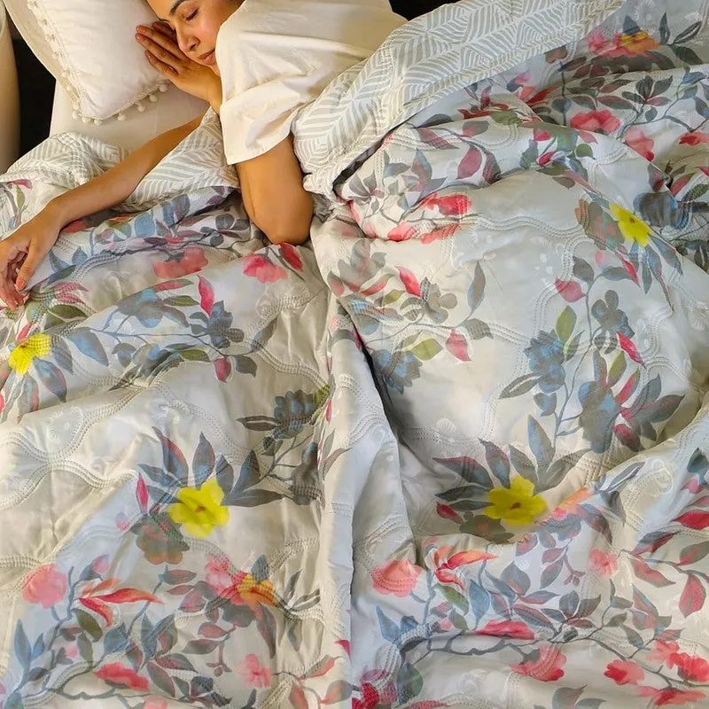 FloraSoft Reversible Comforter - 220 GSM media 6