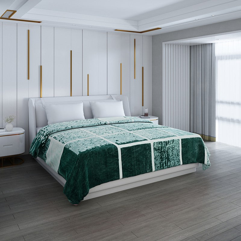 Monte Carlo Emerald Harmony Blanket - 1000 GSM - Queen/Double