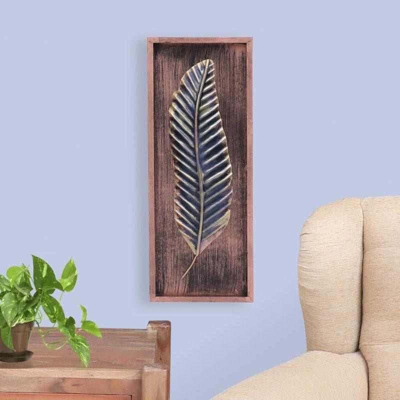 Twisty Quill Metal Wall Accent