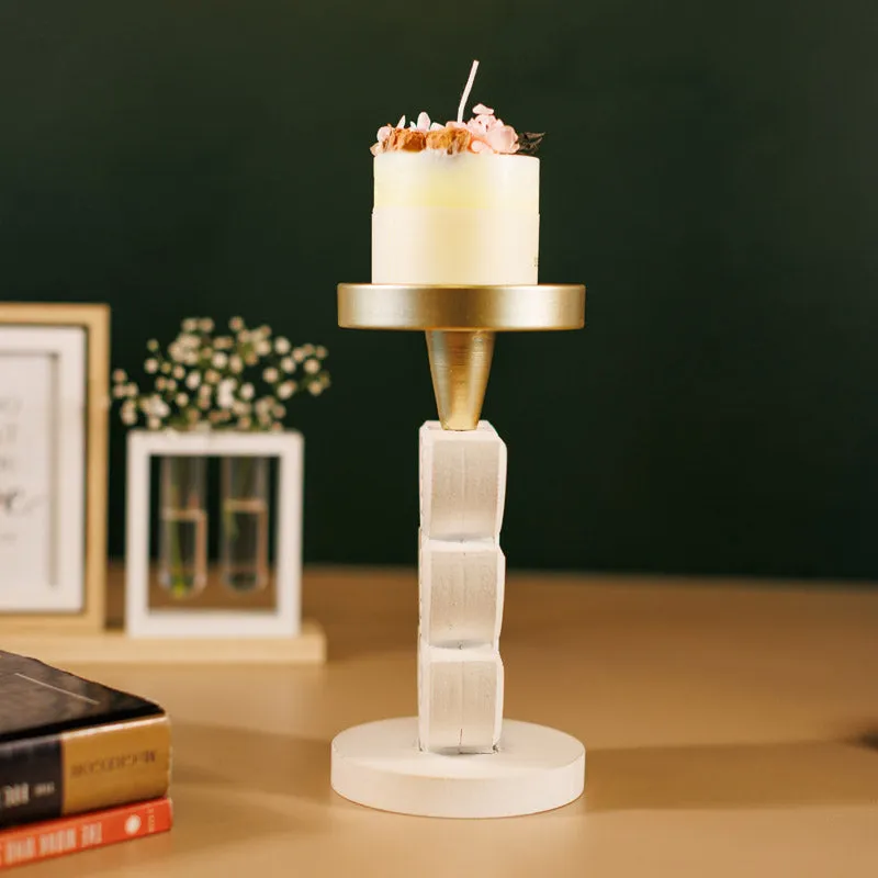 Ishto Candle holder media 4
