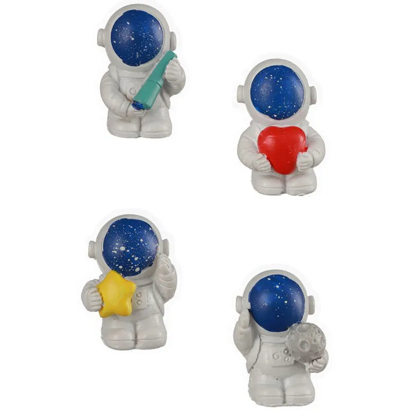 Astronauts Resin Showpiece - Set Of Four media 3