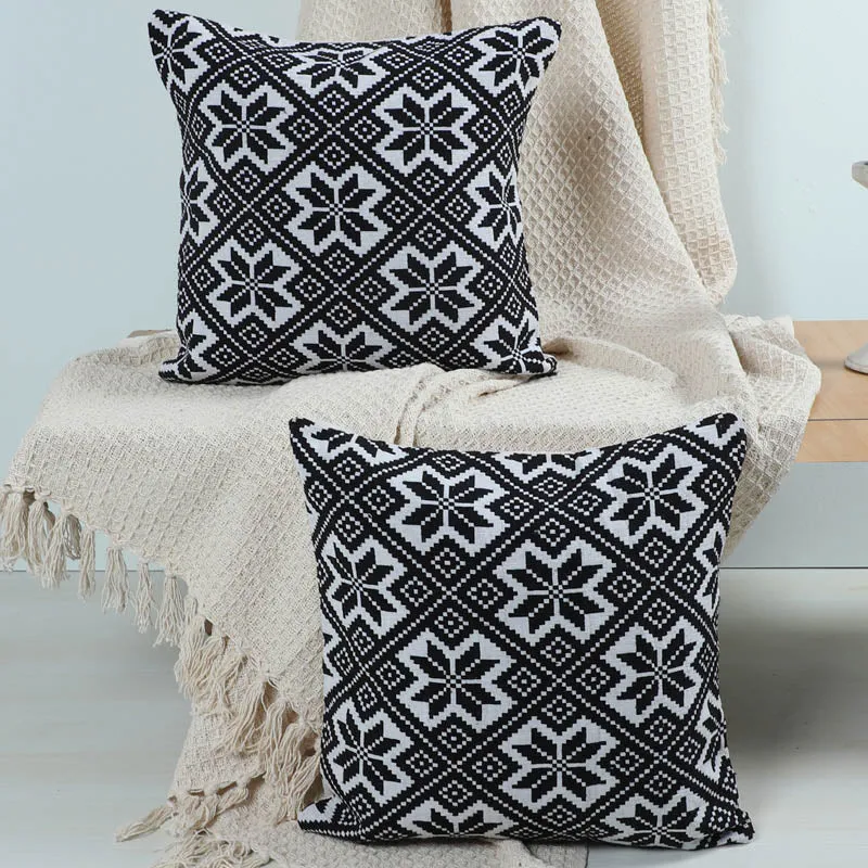 Moneta Cotton Throw & Cushion - Three Piece Set media 6