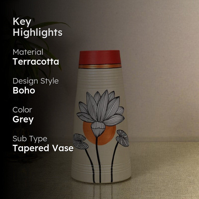 Bavyesh Tribal Terracotta Vase media 2