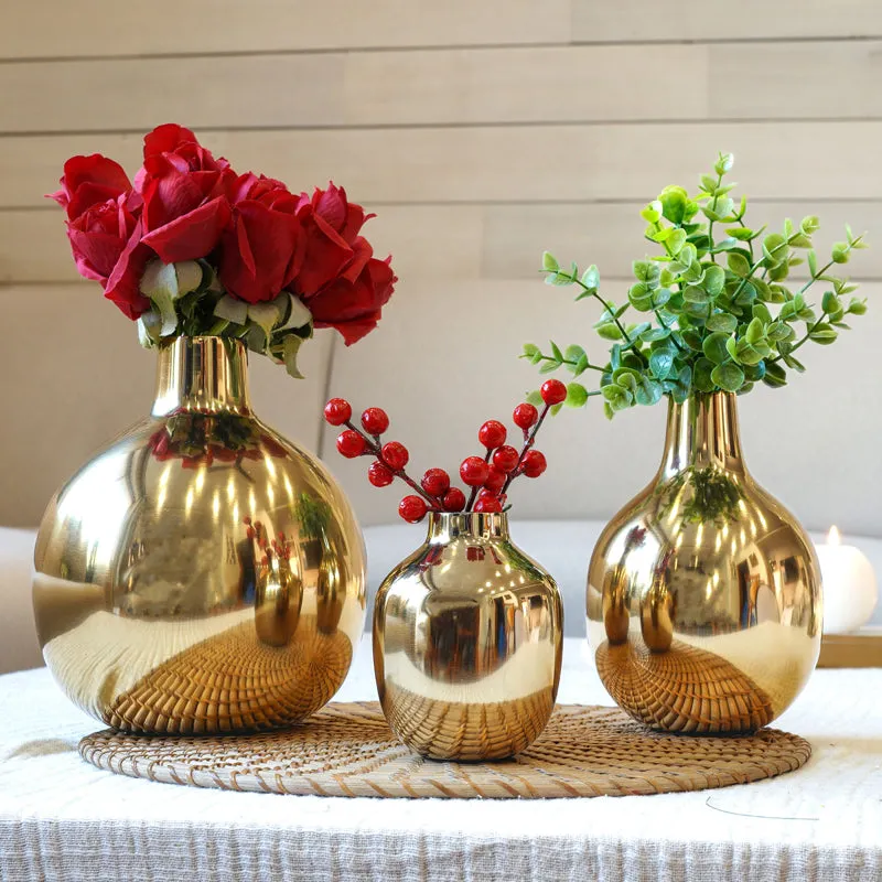 Glisara Metal Vase - Set Of Three media 1