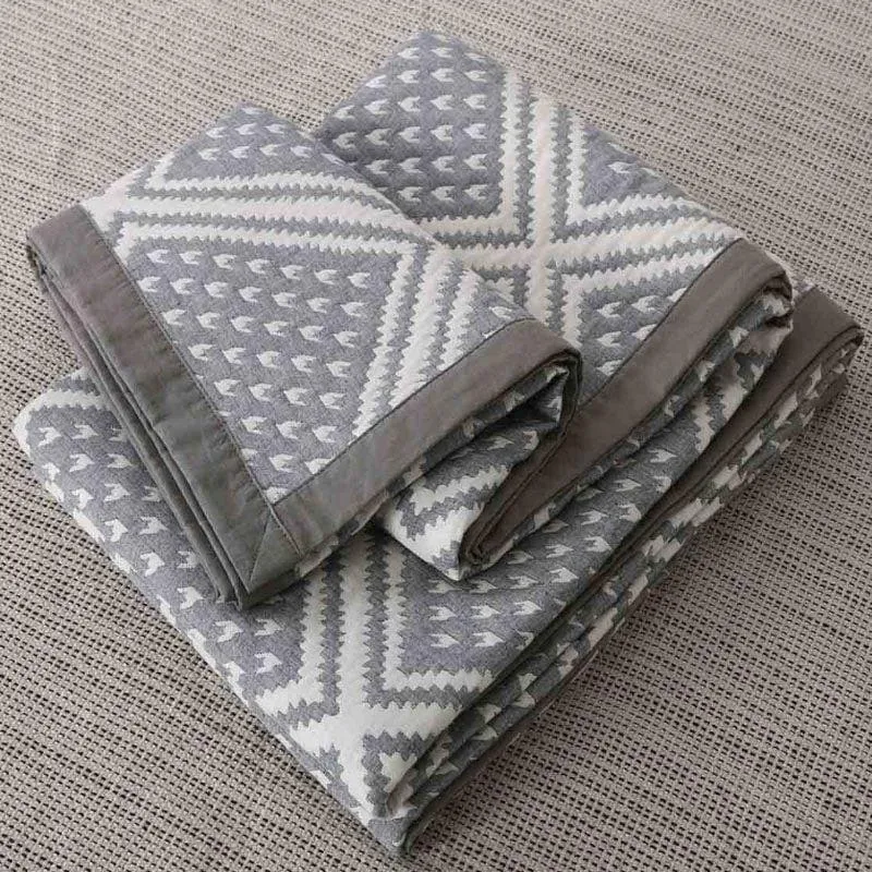 Angular Oasis Bedcover media 5