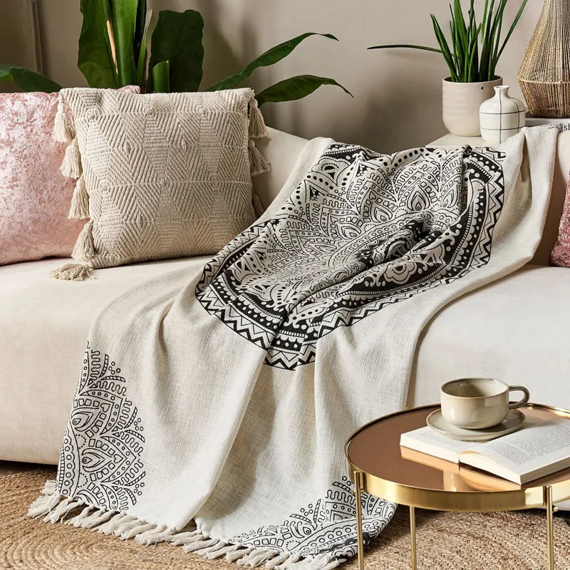 Kutch Knot Printed Cotton Throw media 1