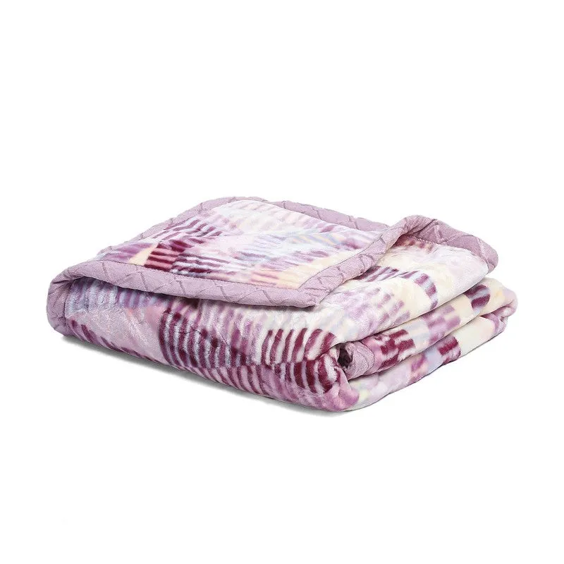 Monte Carlo Lavender Lattice Blanket - 553 GSM media 5