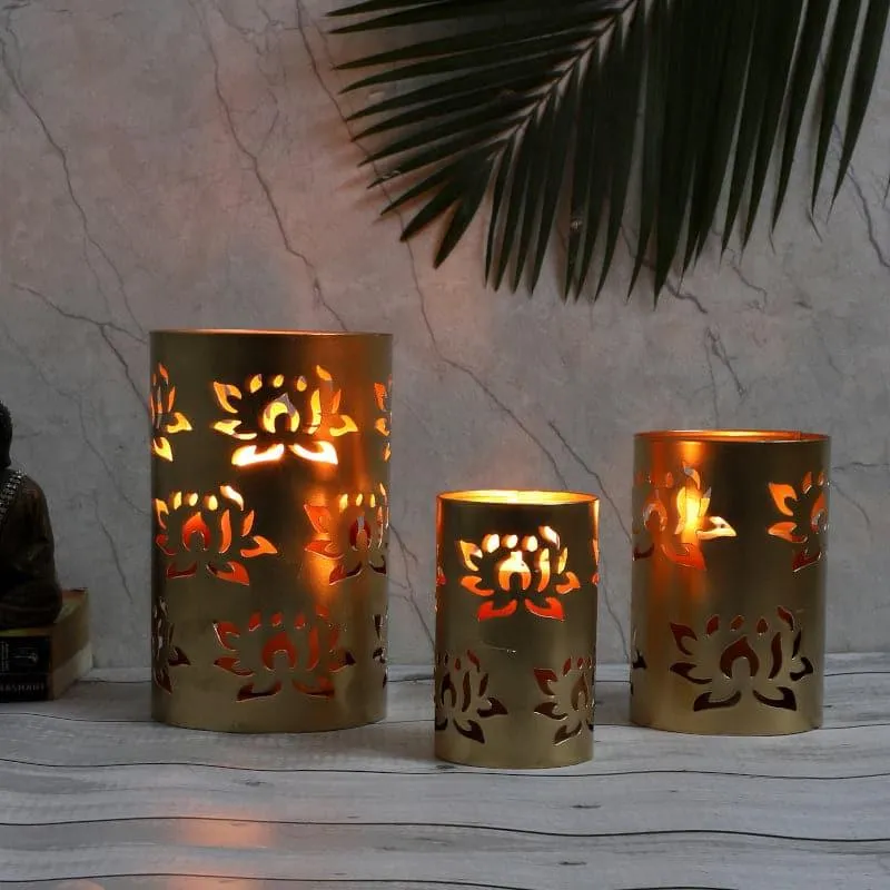 Lotus Spread Tealight Candle Holder - Set Of Three media 3